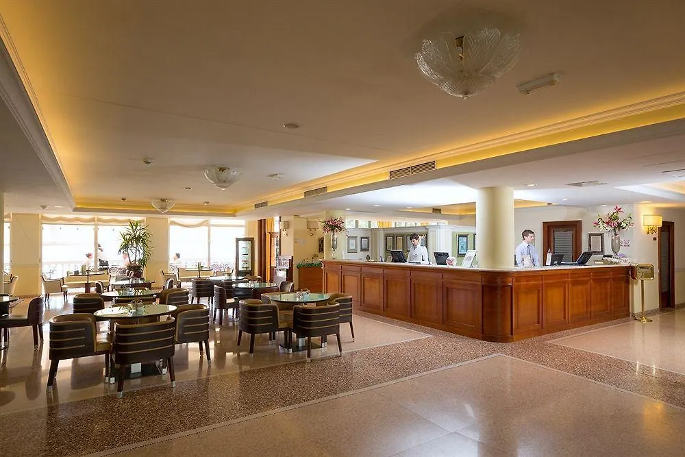 Amadria Park Grand Hotel 4 Opatijska Cvijeta Abbázia
